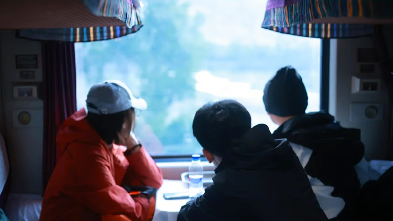 Best Window Seats on the Qnghai-Tibet Railway